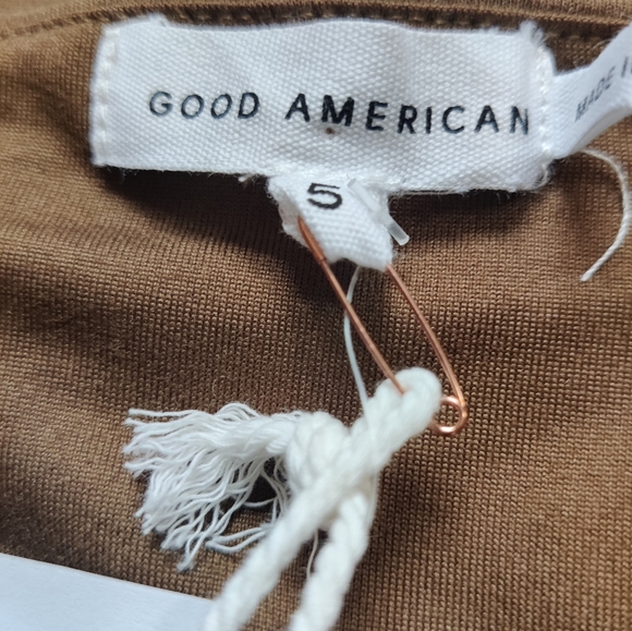 NWT Good American Stretch Jersey U Ring Long Sleeve Body Suit Sepia Wome… - Picture 8 of 9